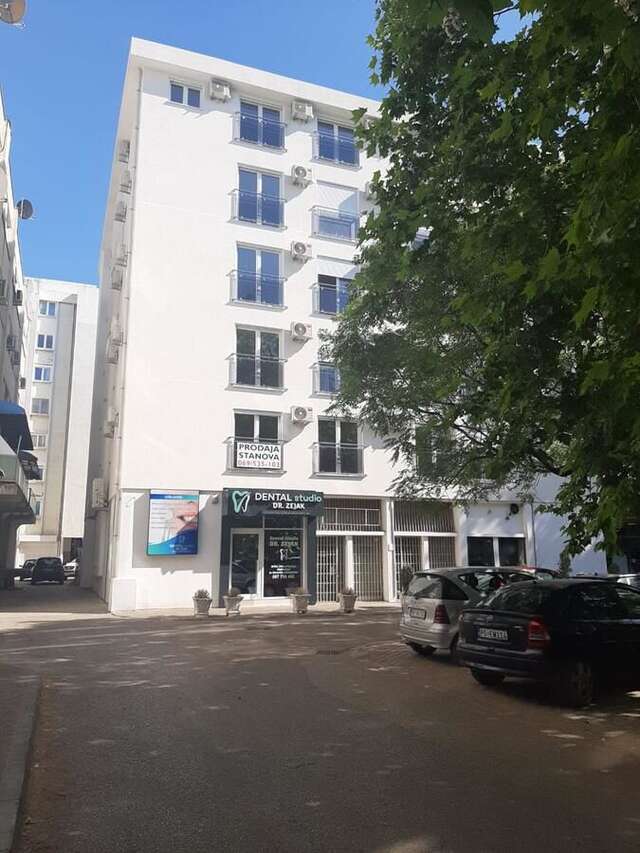 Апартаменты Квартира в центре Бар-3